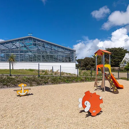 Les De La Baule : De Standing 7 Personnes - Piscine * Guérande
