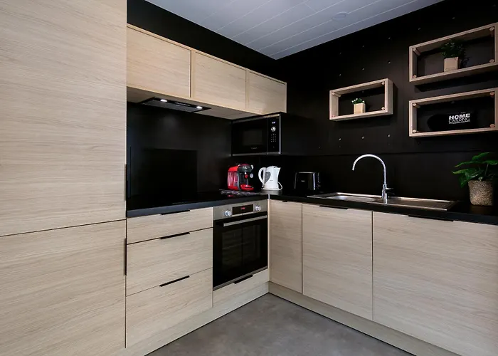 Holiday park Les De La Baule : De Standing 7 Personnes - Piscine Guerande