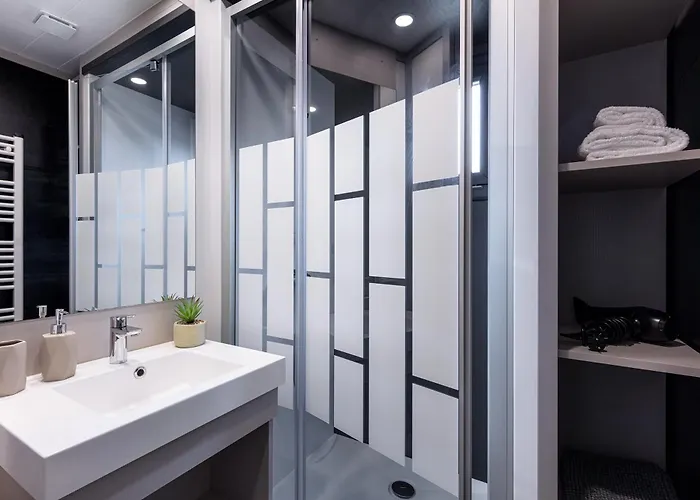 Les De La Baule : De Standing 7 Personnes - Piscine *